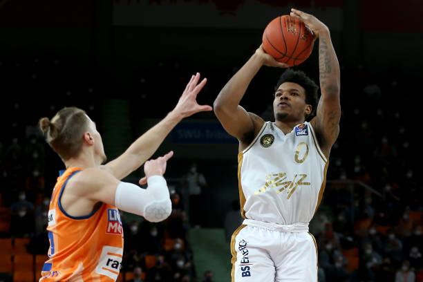 上承受更大 上承受更大