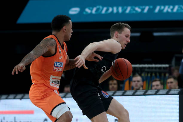 拒绝效力国 拒绝效力国