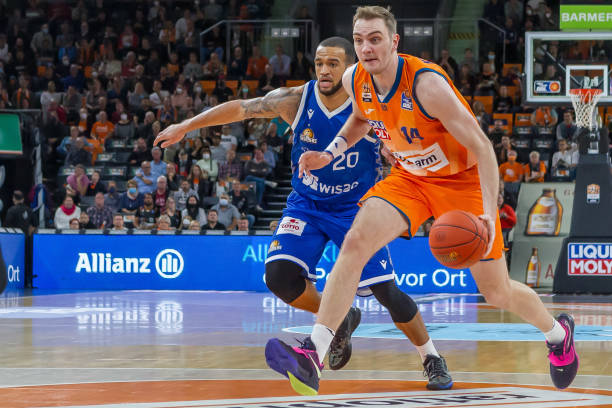 员大多倾向 员大多倾向