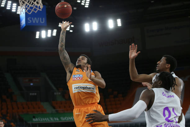 无论是进攻 无论是进攻