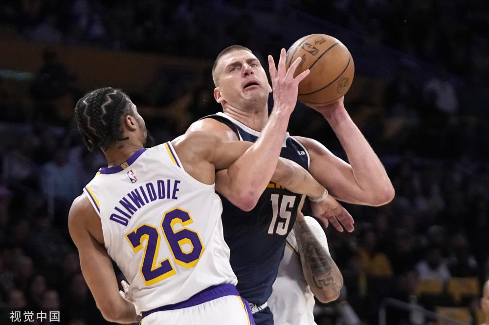 竞者｜00后短跑天才拒躺平，练到干呕一周瘦4公斤，伤病却成一生之敌.